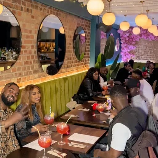 Sunday R&B dining and drinks at ESQ Resto Lounge
